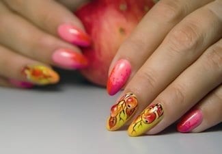 Художественная роспись на ногтях - фото 17